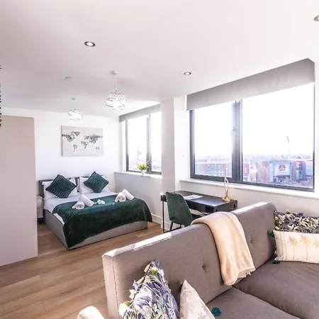 Stylish Studio Apt Overlooking Old Trafford Manchester Buitenkant foto